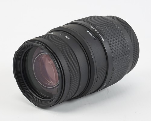 Sigma 300 4 - mm, f/4-5.6