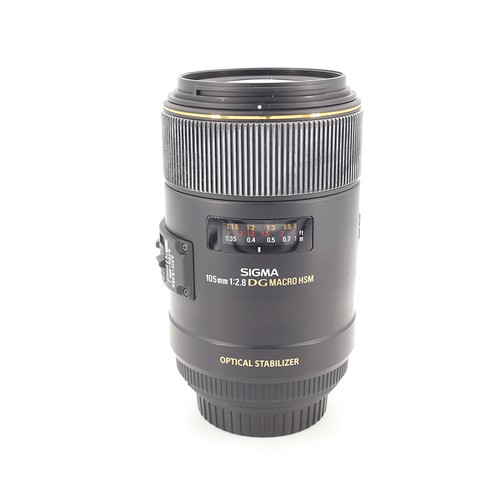 Sigma 105mm macro - f2.8,